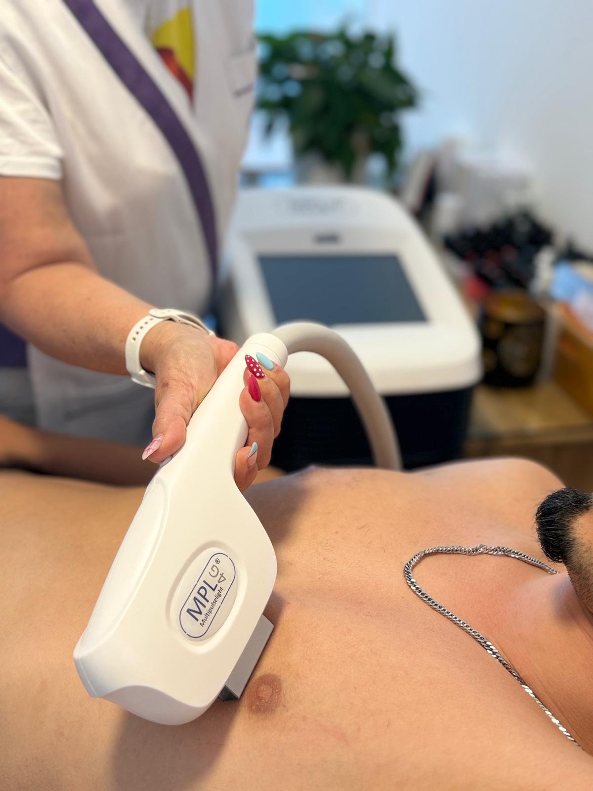 Professionelle Hautpflege bei Schoch Cosmetic